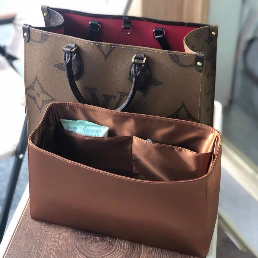 Acetate Satin Louis Vuitton Organizer